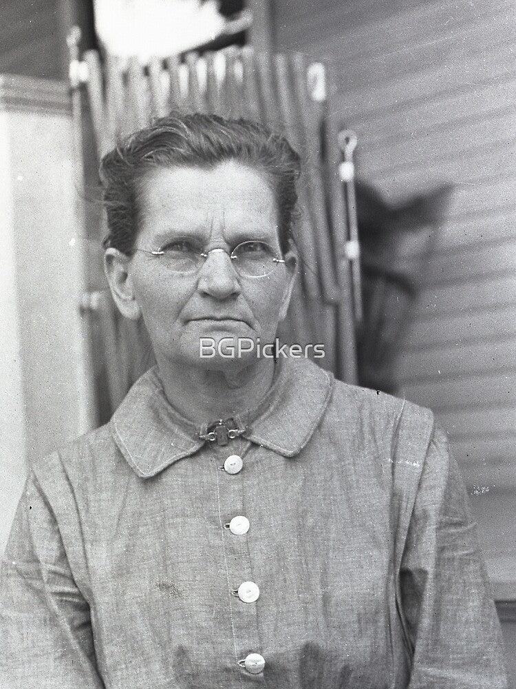 Vintage Old Woman by BGPickers