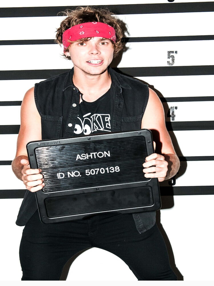 Ashton Irwin 5 Sos-min, Google, Pinterest, Amazon, Ebay, Etsy, Google Shopping 12 by alkamhfashion