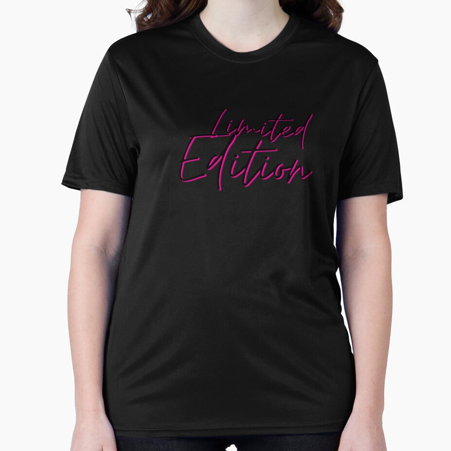 Limited edition T-Shirt Funny Fashion by Johnnie-Hero