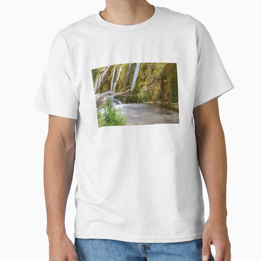 Refreshing waterfalls for positive energy by PaperDreamPod