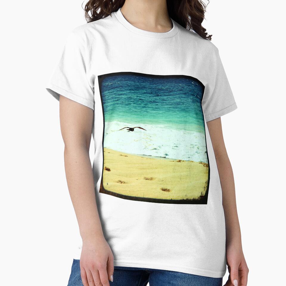 BEACH BLISS - Soaring by Vanessa Sam