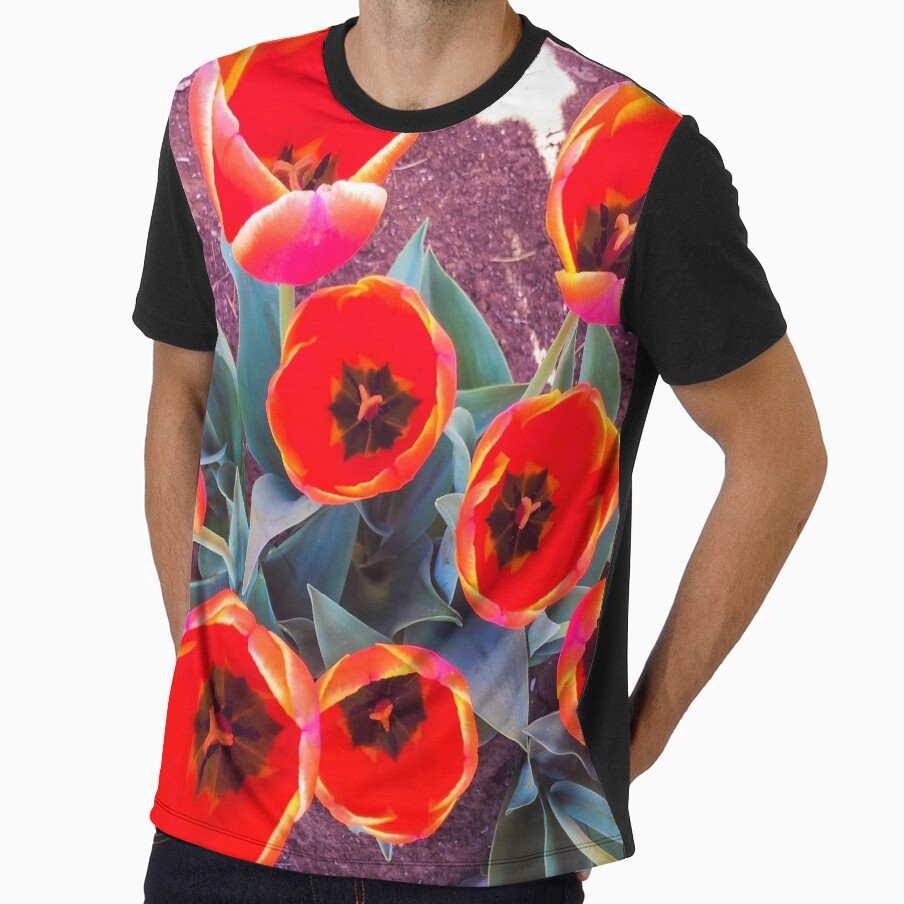 Red Tulips by ilovethenight